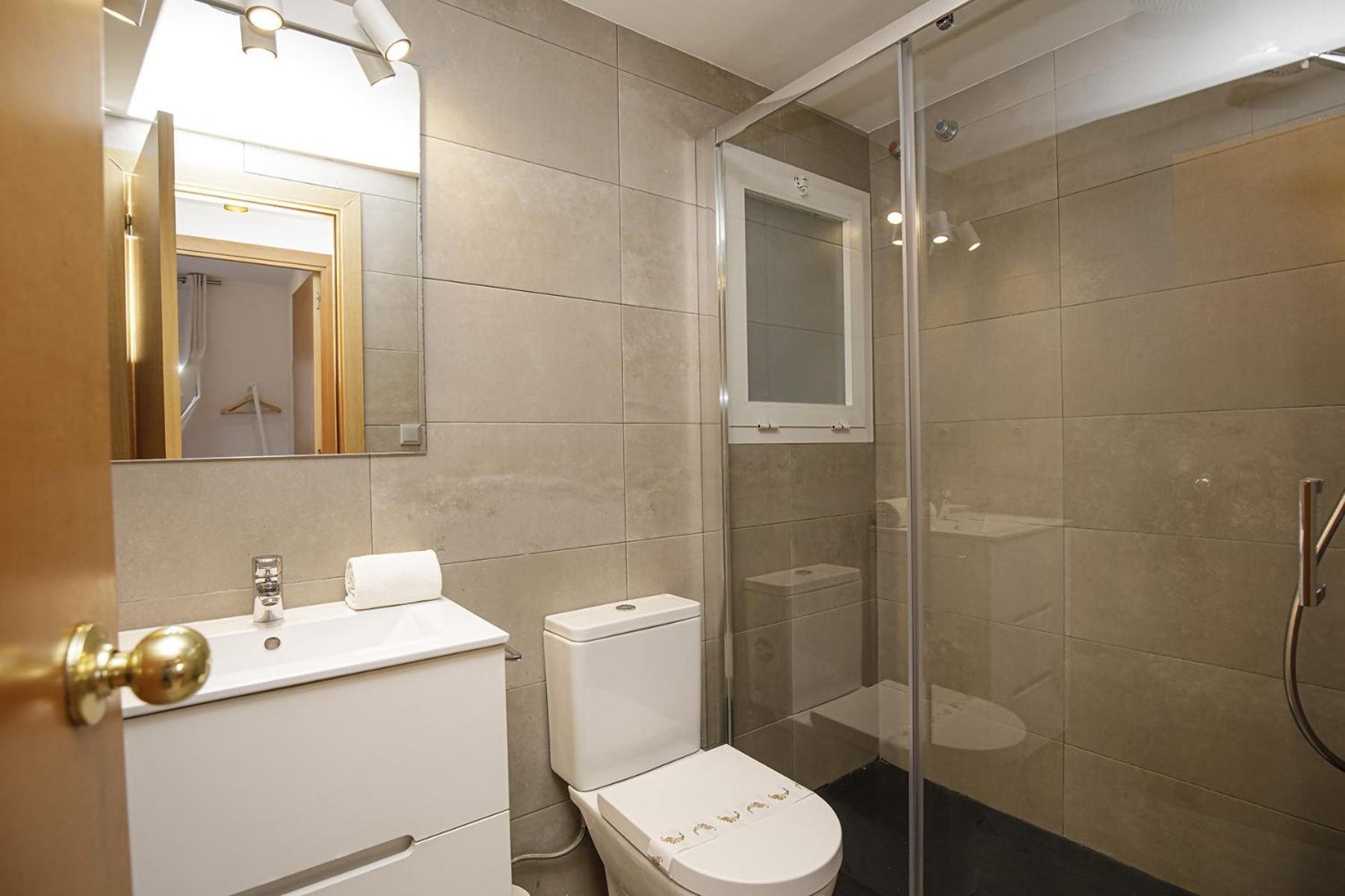 Apartamento Con Gran Terraza En Girona Exterior foto